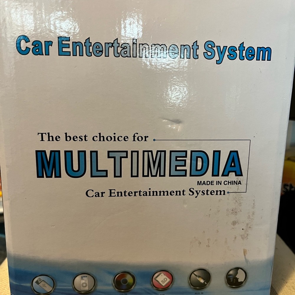 Multimedia Car Audio System - Picture 3 of 4